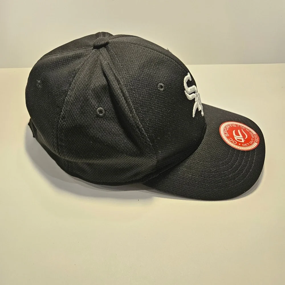 NWT Chicago White Sox Youth Baseball Hat OC Sports Black Team MLB Adjustable Cap